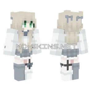 Pale Girl With Green Eyes Minecraft skin