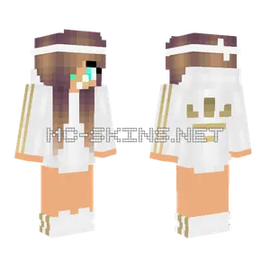 White Gold Robes Girl Minecraft skin
